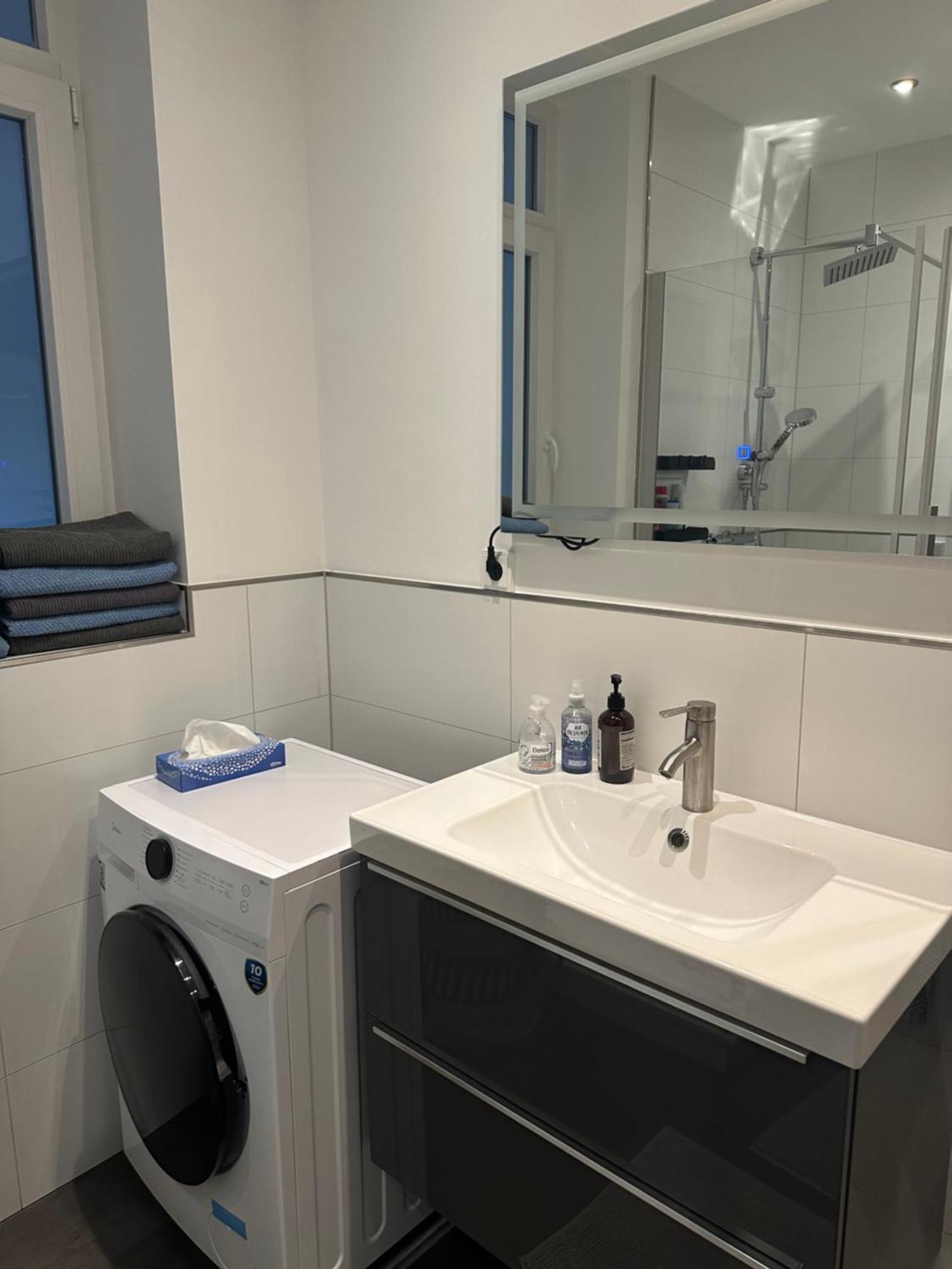 Luxurioese 2,5 Zimmer Oase Komplett Ausgestattet In Top Lage Essen Exterior foto